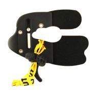 Напальчник DECUT OLYMPIC RECURVE TAB MIXHAR PLASTIC FRAME WITH LEATHER RH M BLACK